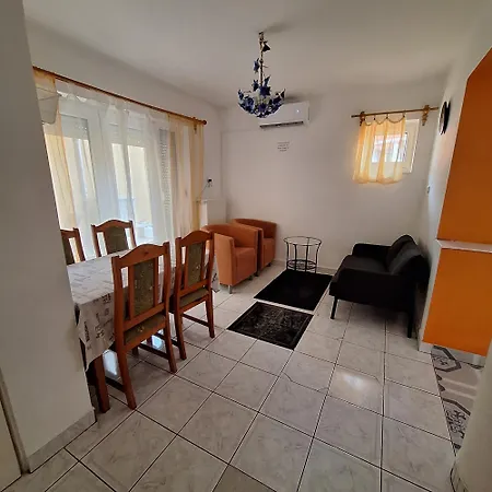 Viktoria Vendeghaz Miskolc