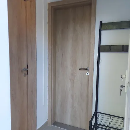 Viktória Apartamento